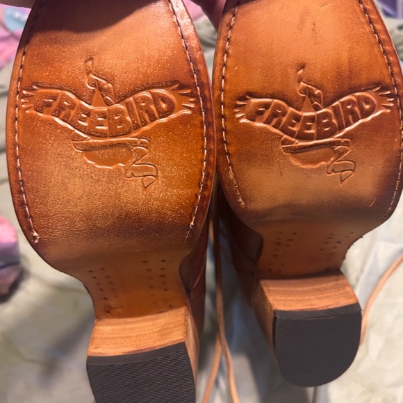 Freebird size 8 Grany cognac colored boot - Picture 4 of 4
